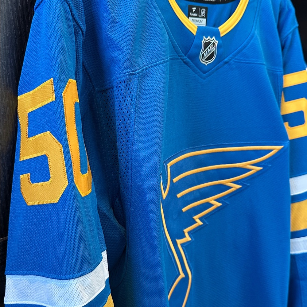 Jordan Binnington St. Louis Blues Fanatics Home Premium Player Jersey - Blue - Picture 4 of 7